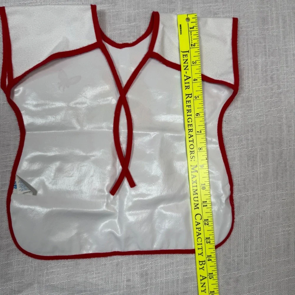 VTG Disney Winnie the Pooh Piglet Coverall Bib First Years Unisex Crumbs Catcher